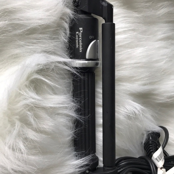 Curling Iron - Picture 5 of 7